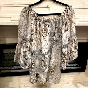 Chiffon 3/4 blouse Elan Beach one size. New no tags.